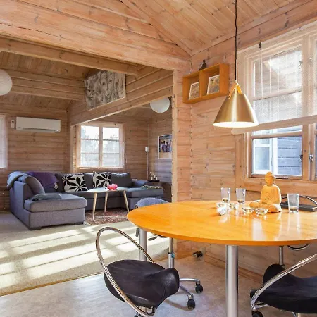 Three-bedroom Holiday In 1 Nyaraló *