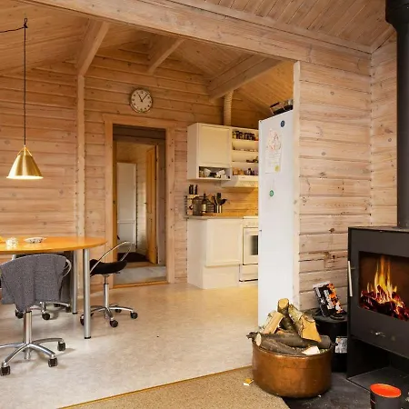 Nyaraló Three-bedroom Holiday In 1
