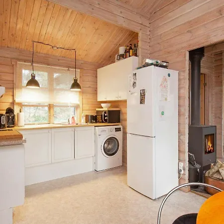 Nyaraló Three-bedroom Holiday In 1 Grevinge