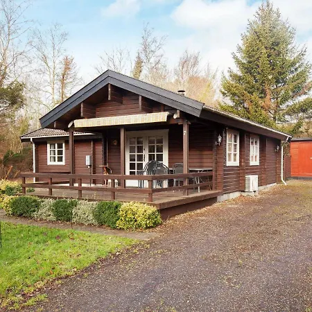 Three-bedroom Holiday In 1 Nyaraló